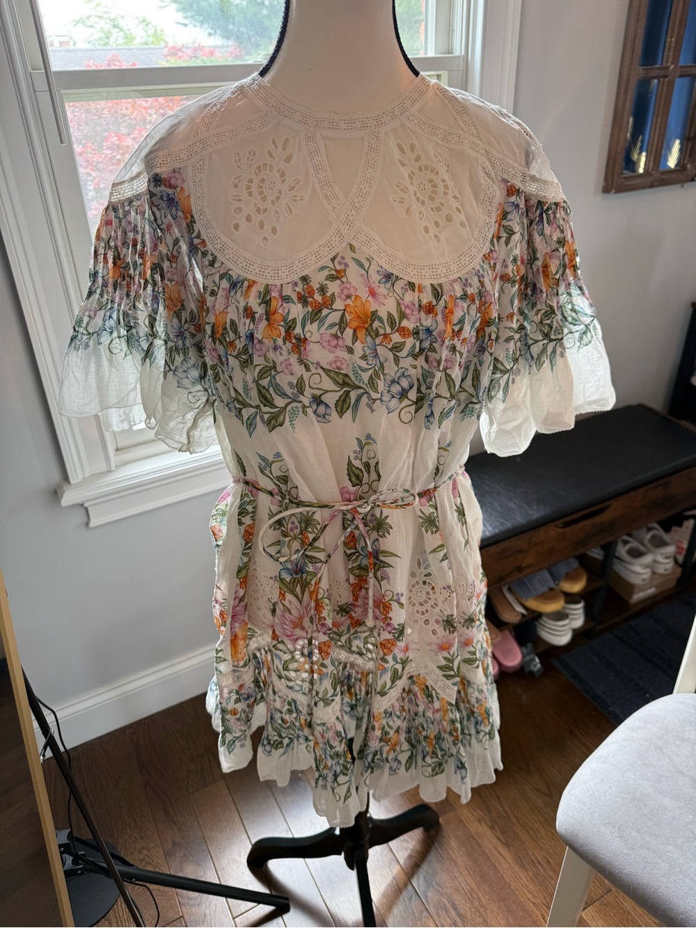 Anthropologie FARM Rio Sweet Bloom Bouquet White Floral Eyelet Mini Dress Sz Med - Picture 6 of 16